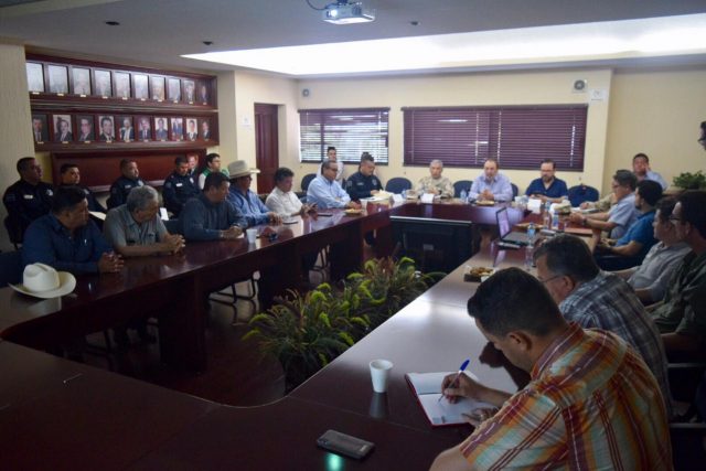 78530FFF-6DCB-46C2-B755-D1D79B39649B