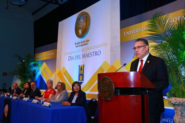 CEREMONIA DÍA DEL MAESTRO