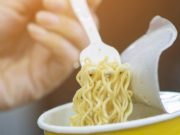 Los peligros para la salud del consumo de sopas instantáneas
