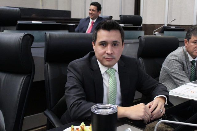 E221895A-AA74-4FD4-A4F4-3818E2FC2E79