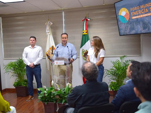 Anuncia Toño Astiazarán Foro Mundial de Energía Solar en Hermosillo (1)