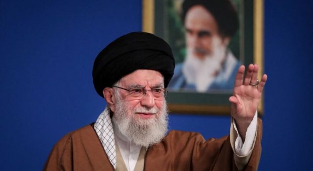 Incertidumbre en Irán: reportes señalan presunta muerte de Alí Jamenei en ataques