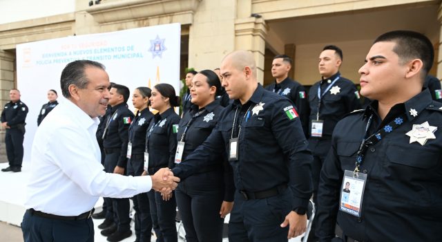 Fortalecen seguridad y vigilancia en Hermosillo con nuevos policías municipales