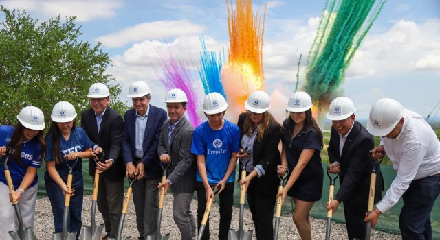 Inician construcción de nuevo edificio para PrepaTec Sonora Norte con ceremonia de Primera Piedra